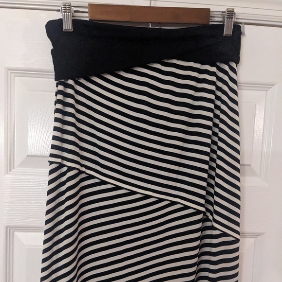 MAX EDITION Striped Maxi Skirt - Picture 5 of 8